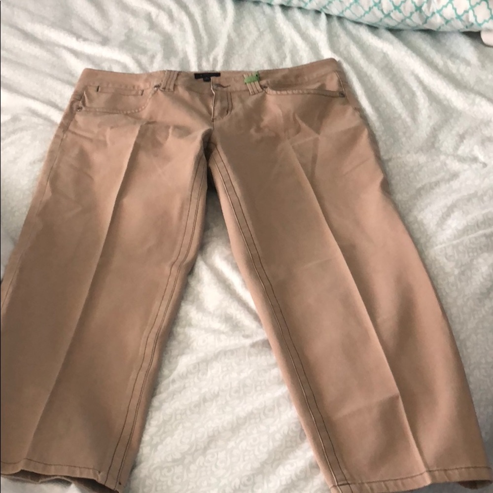 Beige Capri pant